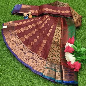 putta embossed saree
